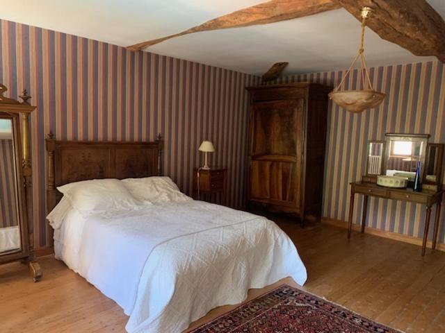 Buisson Gite Et Chambre D'Hote ラリュスカード エクステリア 写真